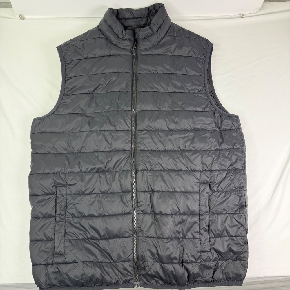 SwissTech Mens Black Puffer Vest Quilted Full Zip Lightweight Size Large 42-44